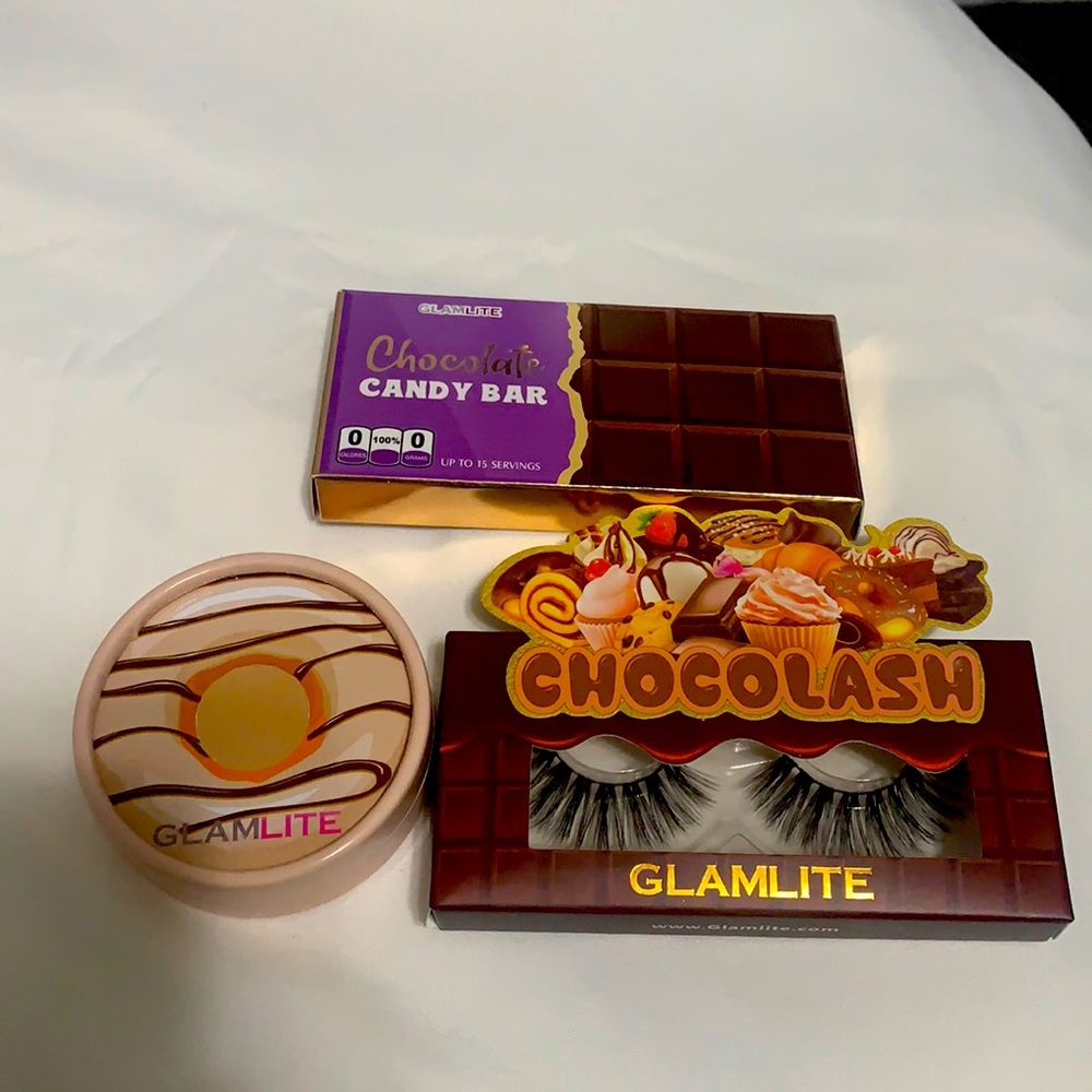 Brand New GLAMLITE False Lashes!!!